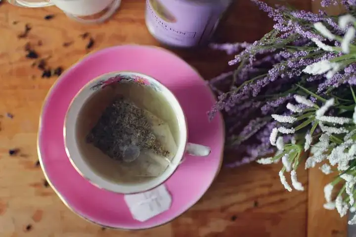5 Manfaat Teh Bunga Lavender Bagi Kesehatan yang Wajib Kamu Ketahui!
