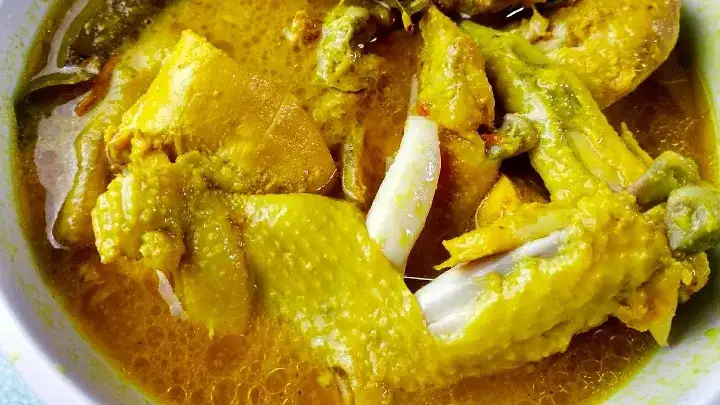 Intip Resep Opor Ayam Bumbu Kuning Yuk! Untuk Sajian di Hari Lebaran